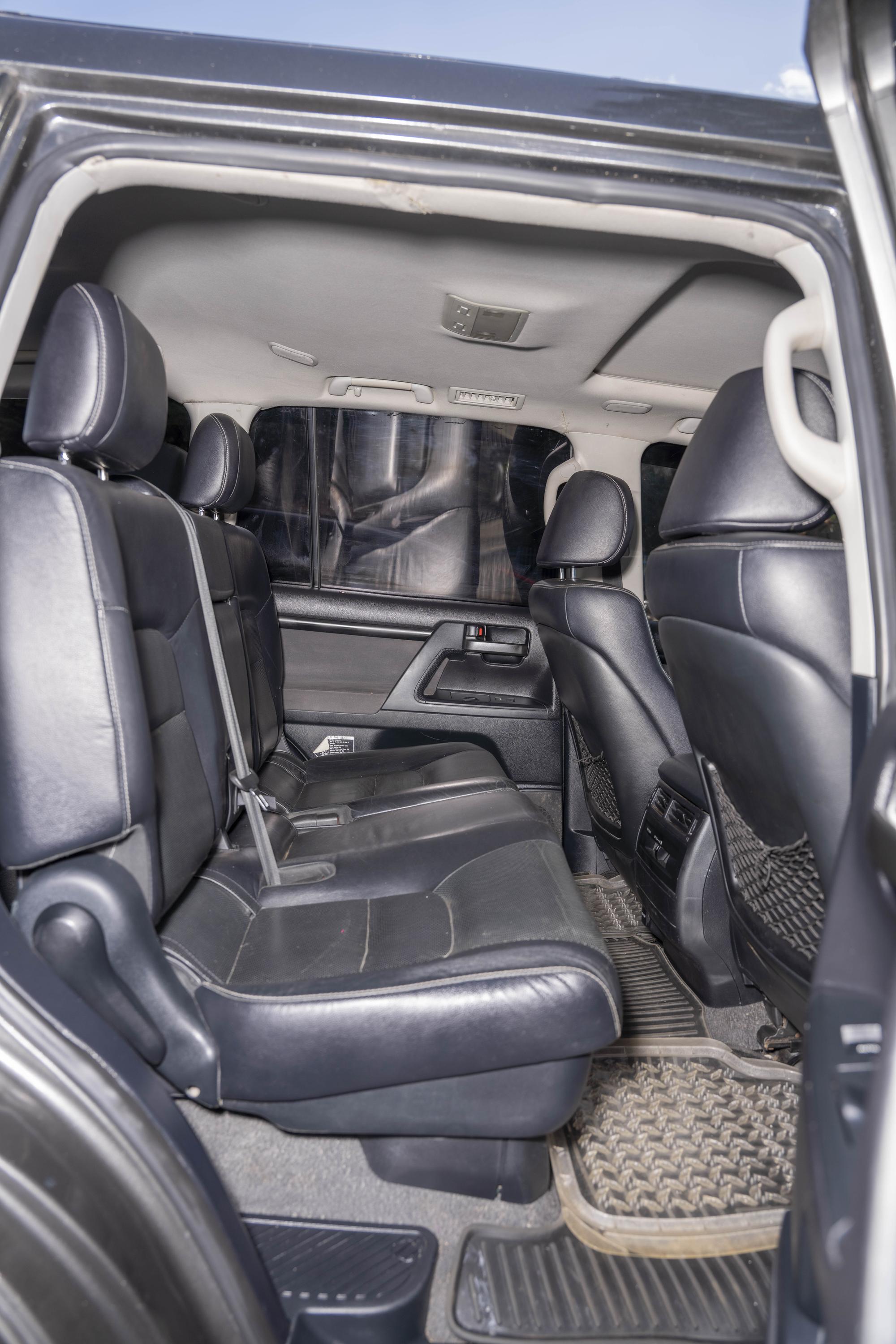 Toyota Land Cruiser 4.5 V8 DSL 2013 Gray